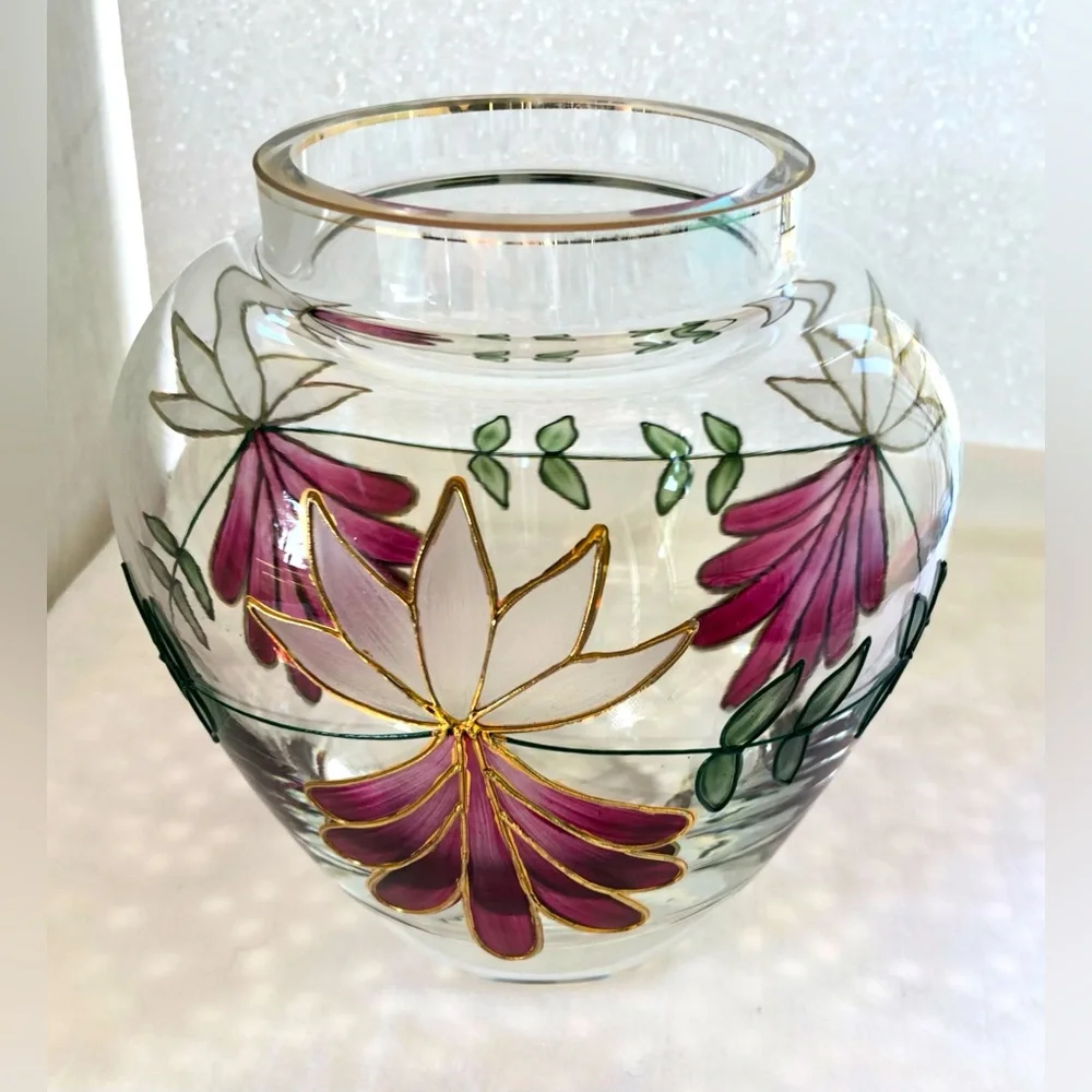 Beautiful Handcrafted Romania Crystal Vase Floral Pattern w/Raised Gilding